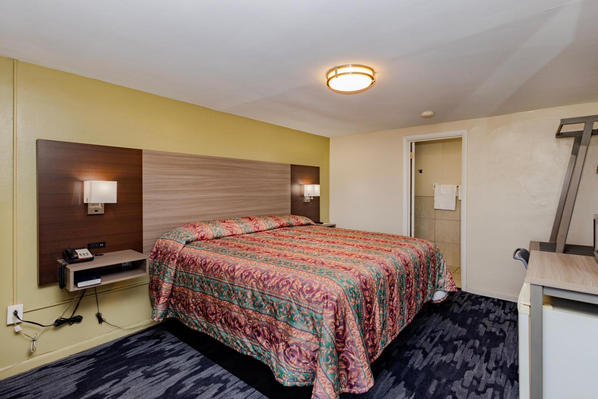 Budget Inn Columbus Lockbourne Zewnętrze zdjęcie